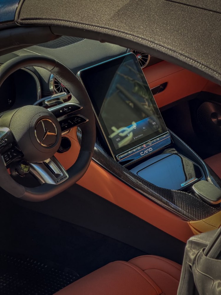Mercedes-Benz SL63 AMG — foto 9